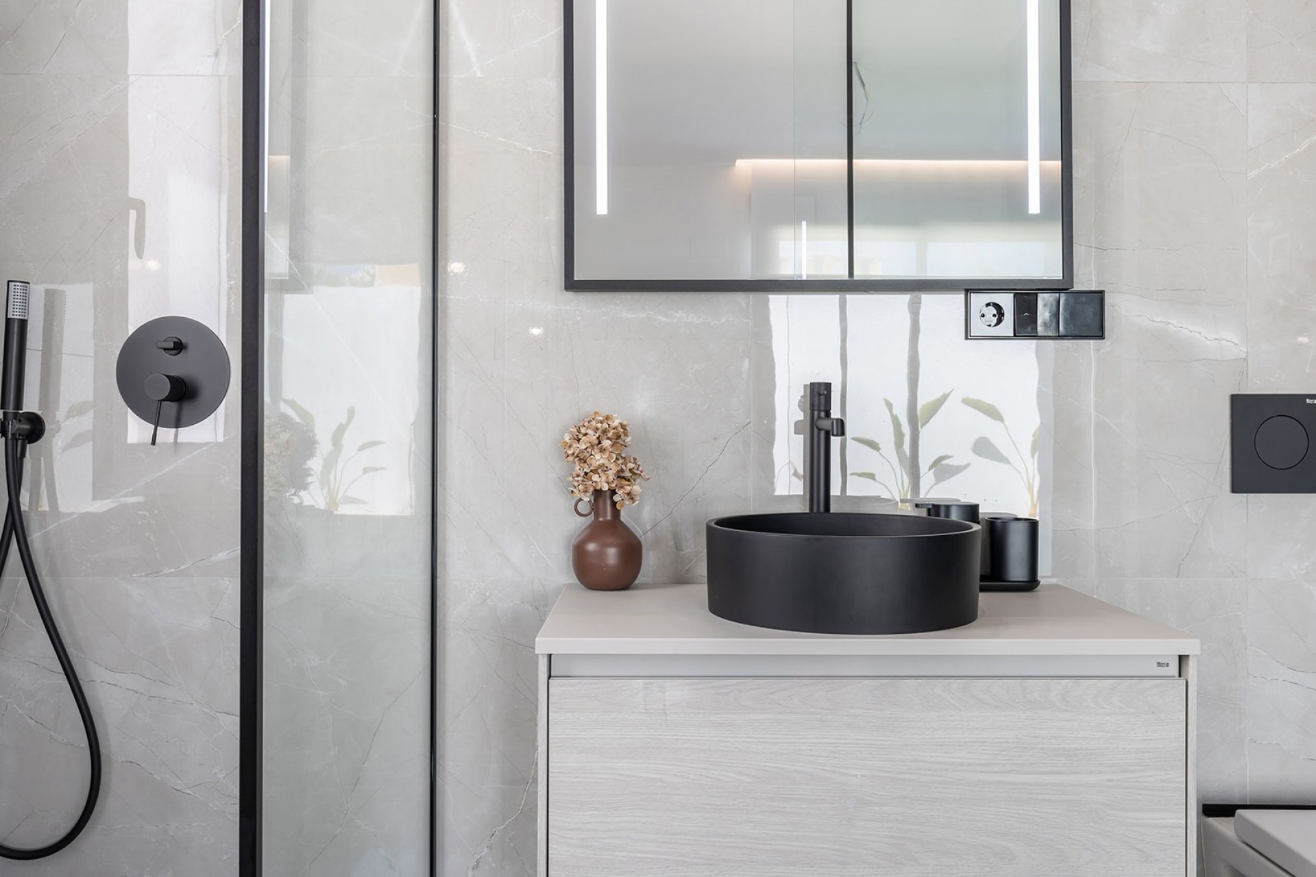 Reventa - Villa -
El Chaparral - Inland