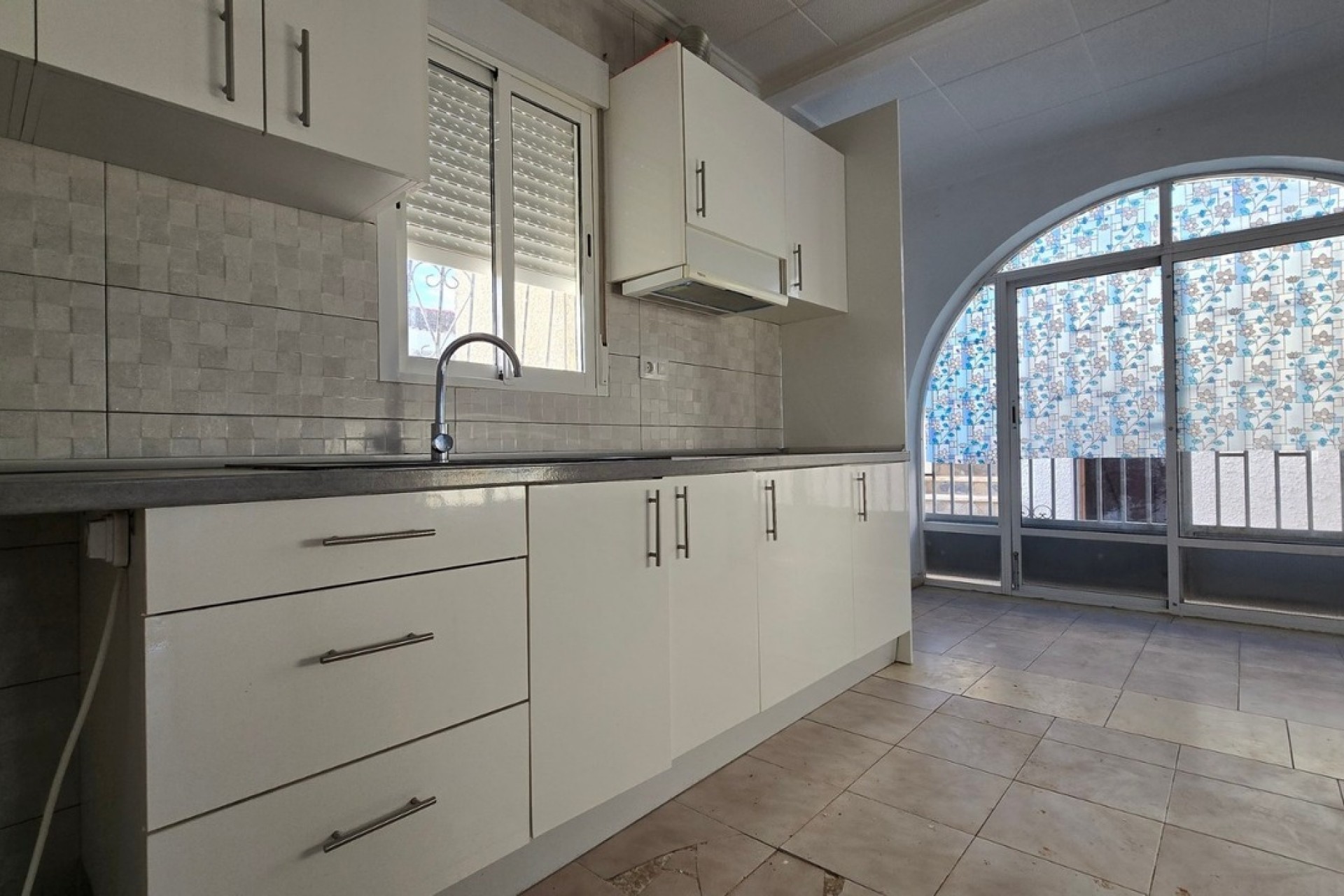 Reventa - Villa -
El Chaparral - Inland