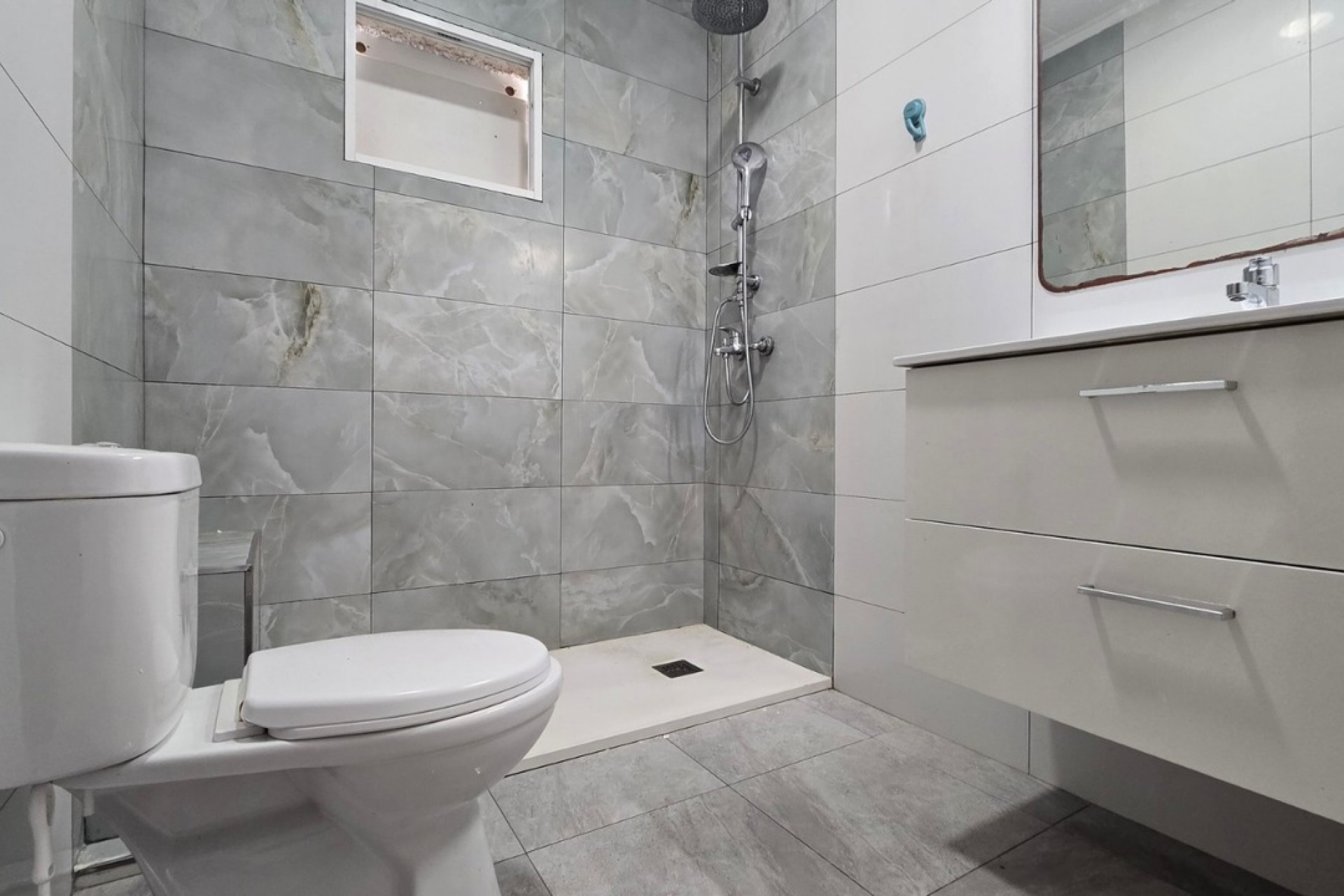 Reventa - Villa -
El Chaparral - Inland