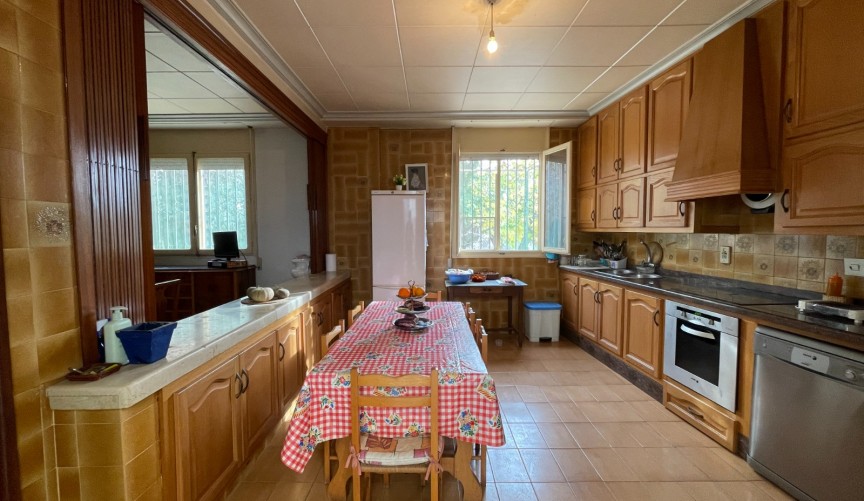 Reventa - Villa -
Elche - Costa Blanca