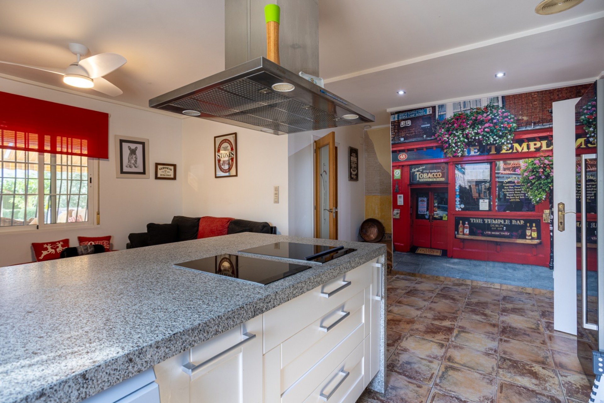 Reventa - Villa -
Elche - Costa Blanca