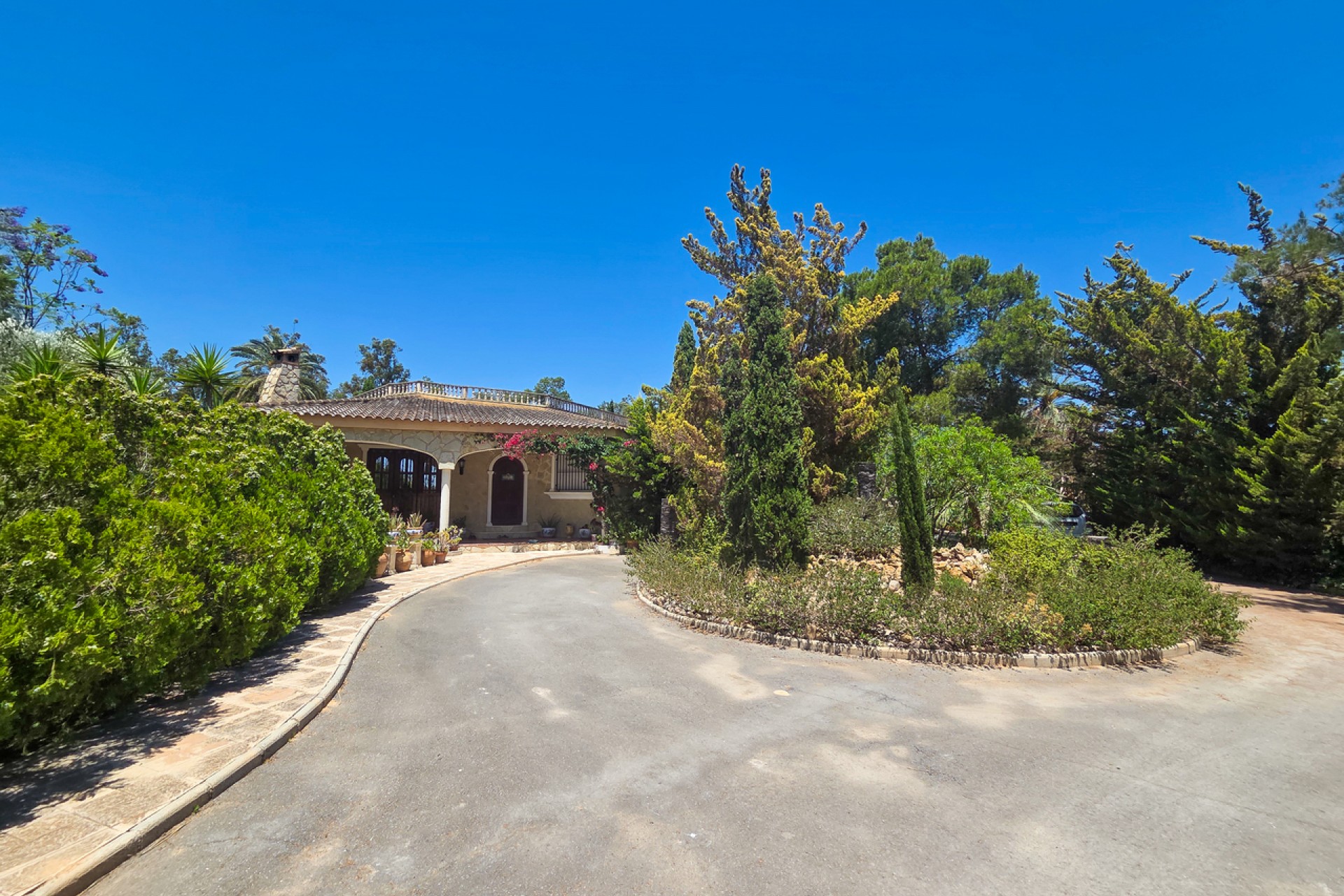 Reventa - Villa -
Elche - Costa Blanca
