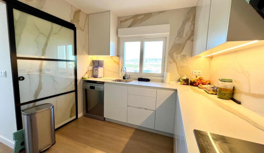 Reventa - Villa -
Elda - Inland