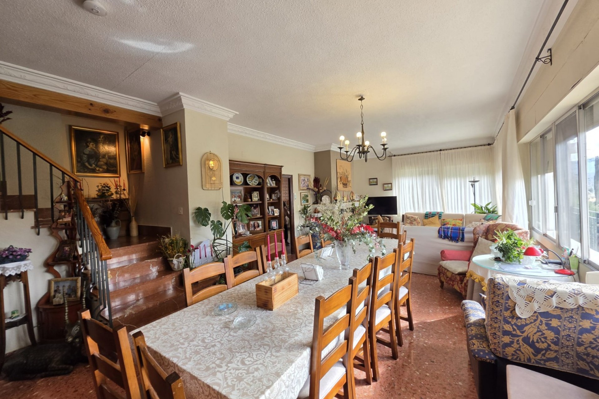 Reventa - Villa -
Elda - Inland