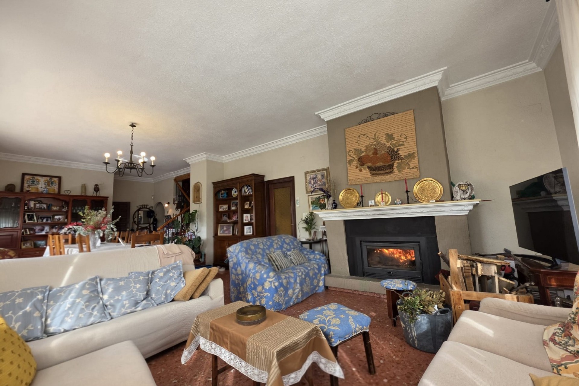 Reventa - Villa -
Elda - Inland