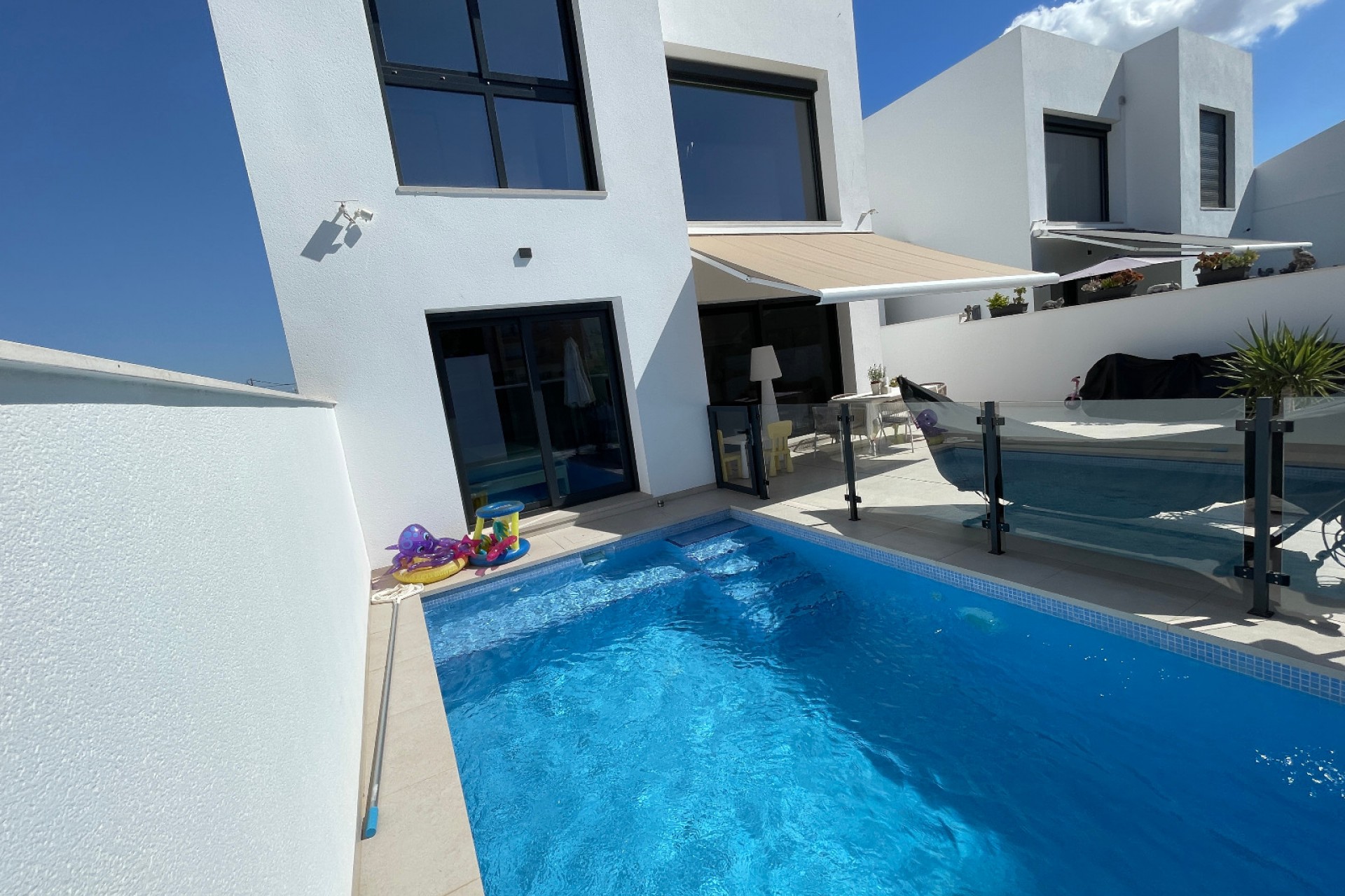 Reventa - Villa -
Formentera del Segura - Costa Blanca