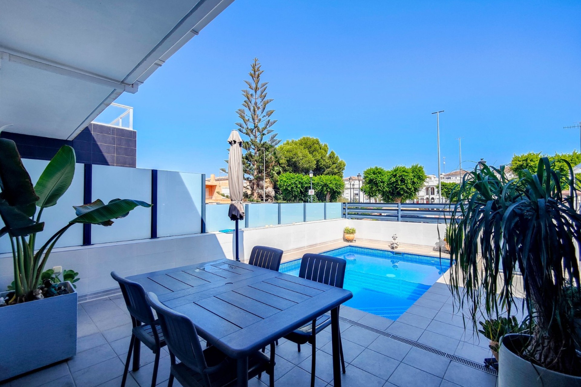 Reventa - Villa -
Formentera del Segura - Costa Blanca