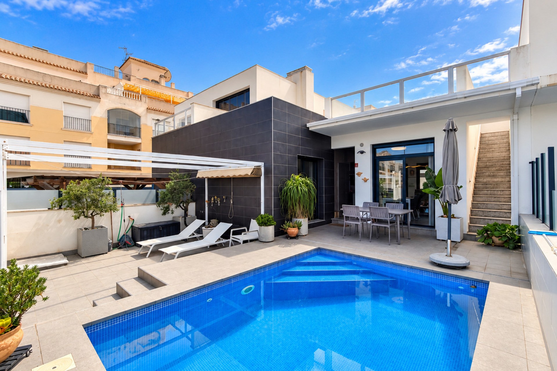 Reventa - Villa -
Formentera del Segura - Costa Blanca
