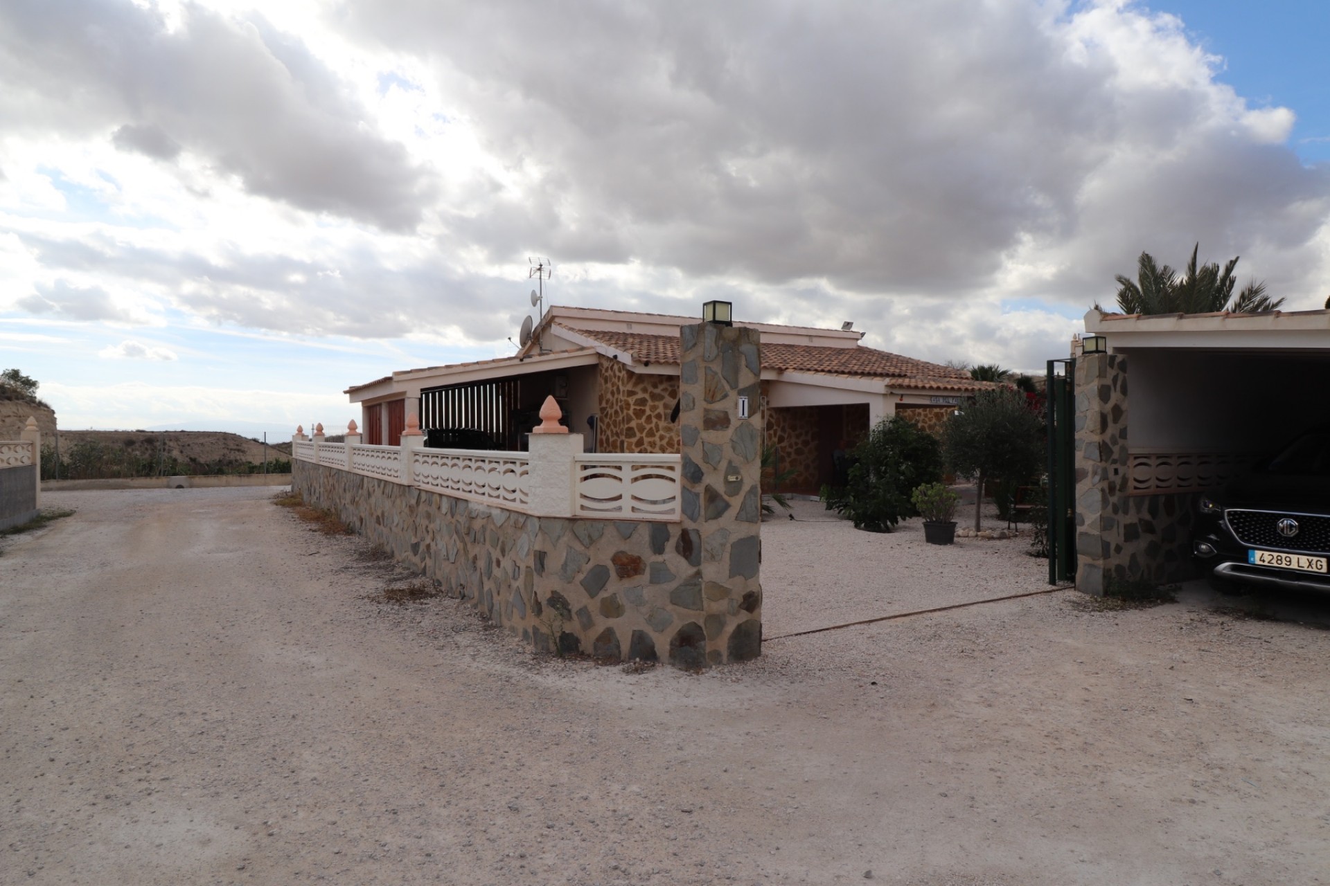 Reventa - Villa -
Fortuna - Inland