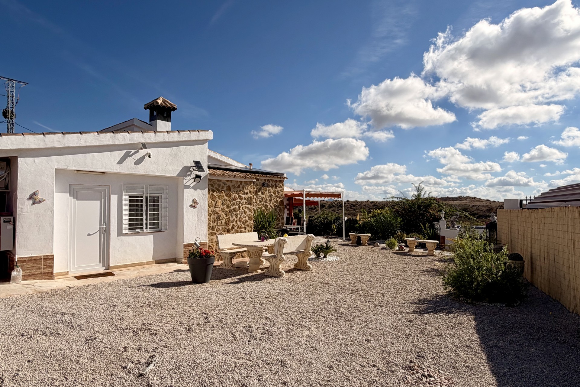 Reventa - Villa -
Fortuna - Inland