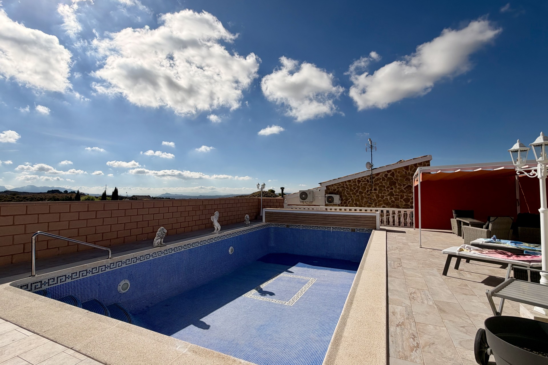 Reventa - Villa -
Fortuna - Inland