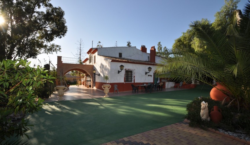 Reventa - Villa -
Fortuna - Inland