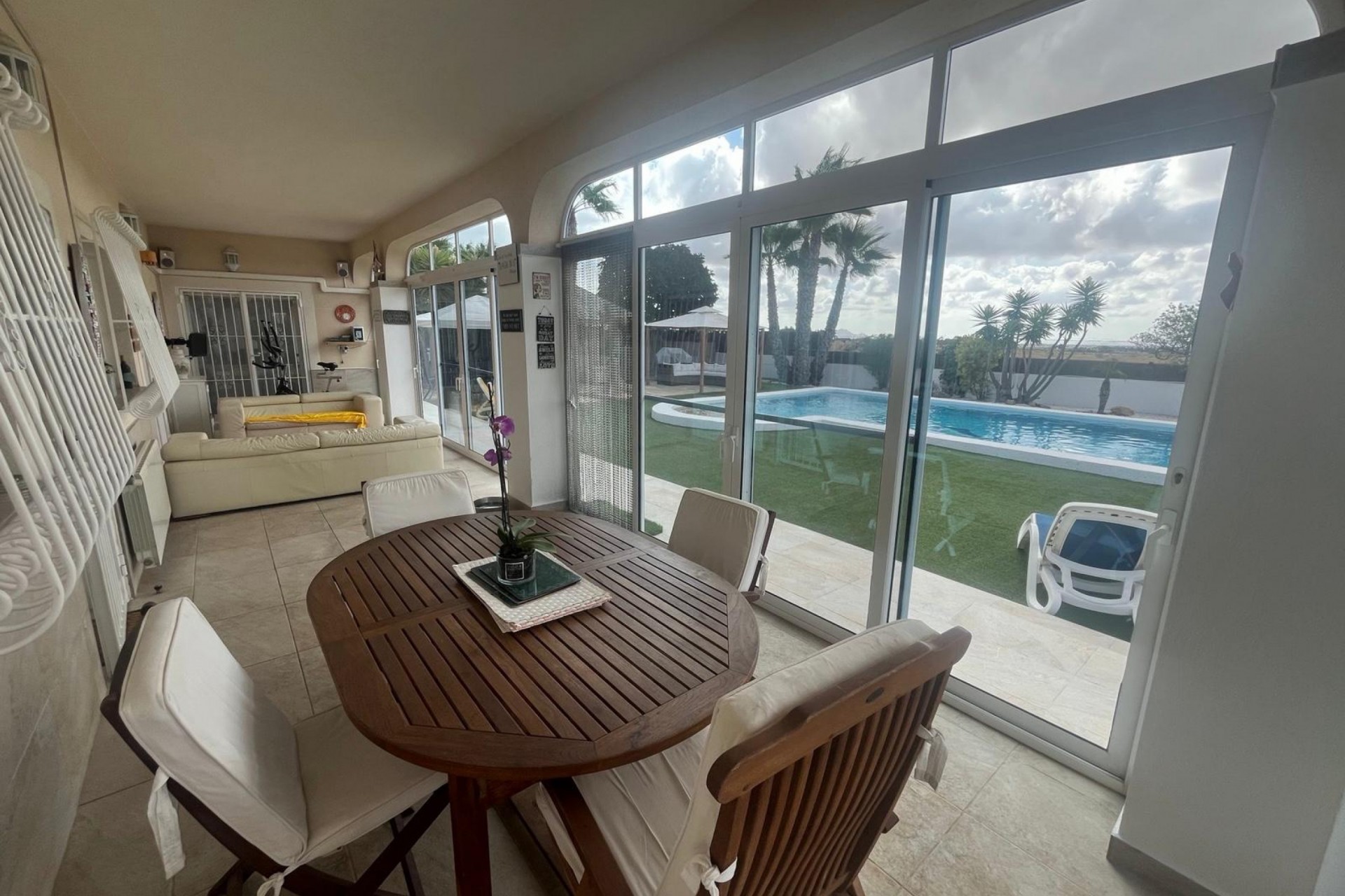 Reventa - Villa -
Gea Y Truyols - Inland