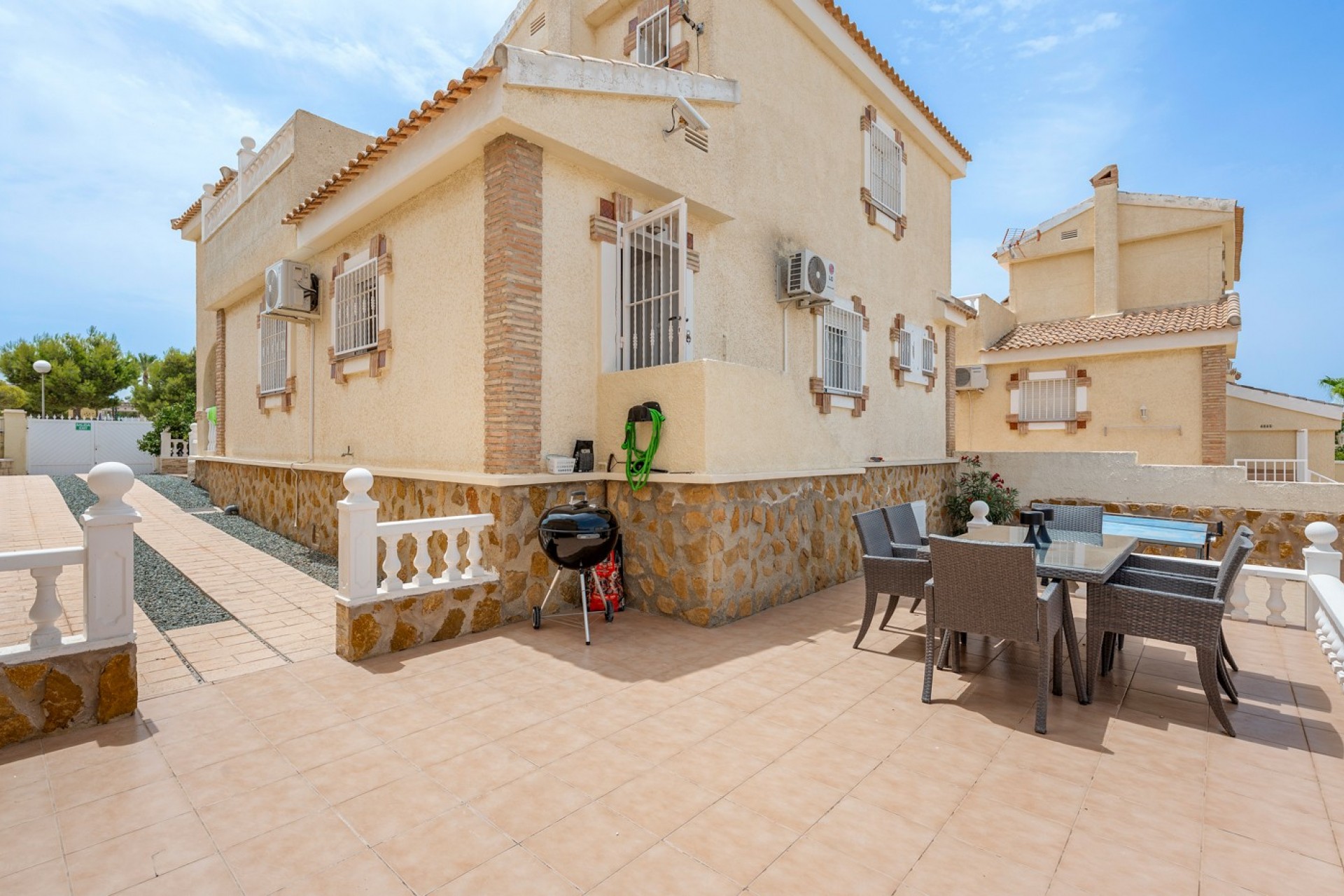 Reventa - Villa -
Gran Alacant - Costa Blanca