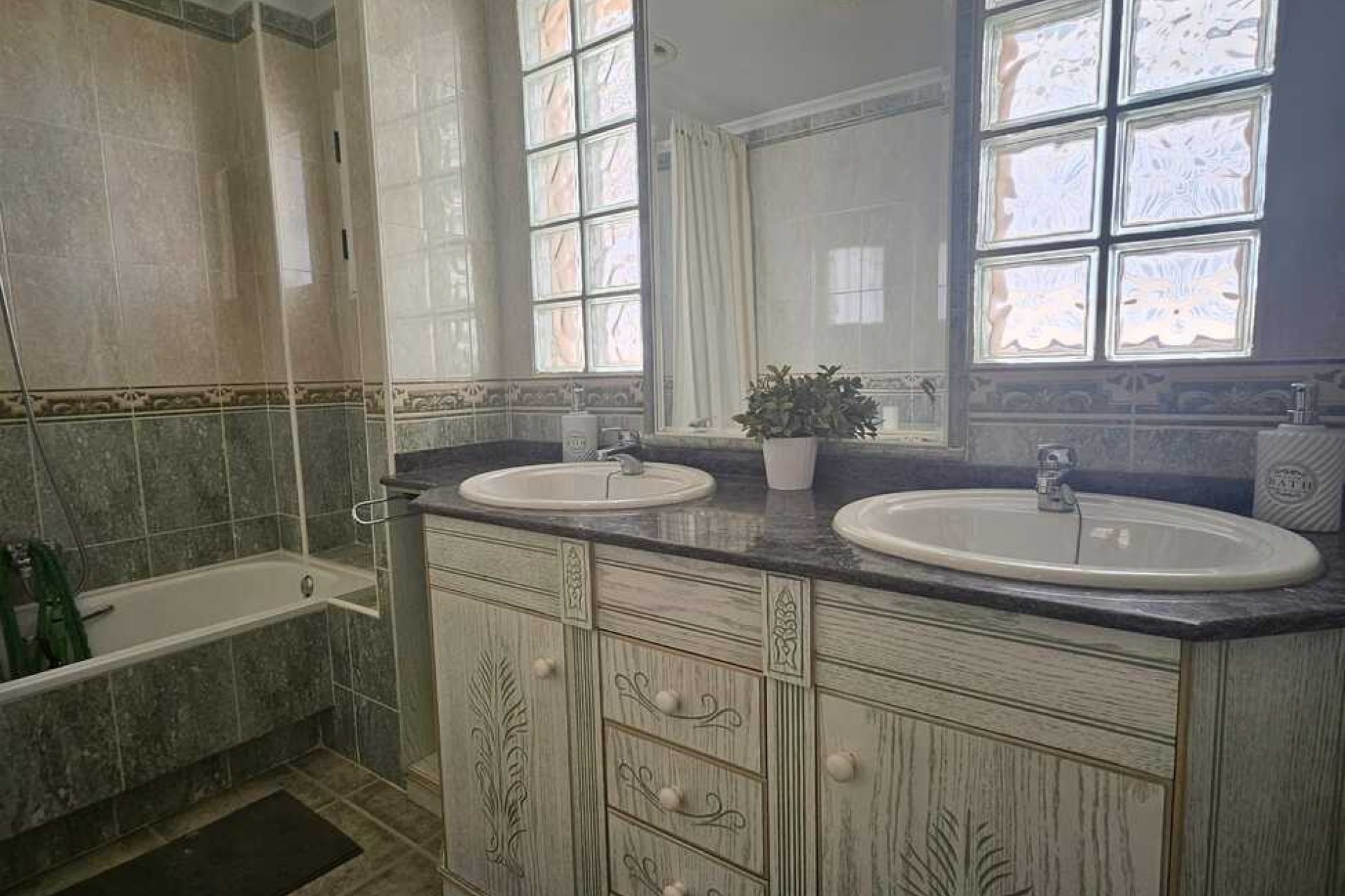 Reventa - Villa -
Guardamar del Segura - Campomar