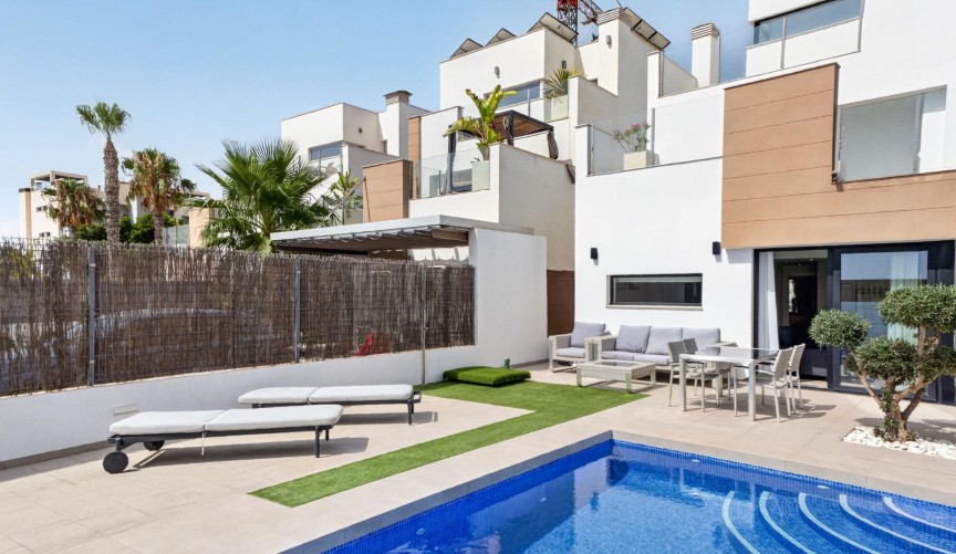 Reventa - Villa -
Guardamar del Segura - El Raso