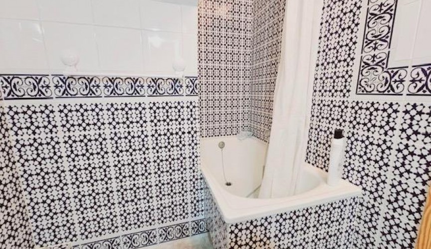 Reventa - Villa -
Guardamar del Segura - Guarmar Del Segura