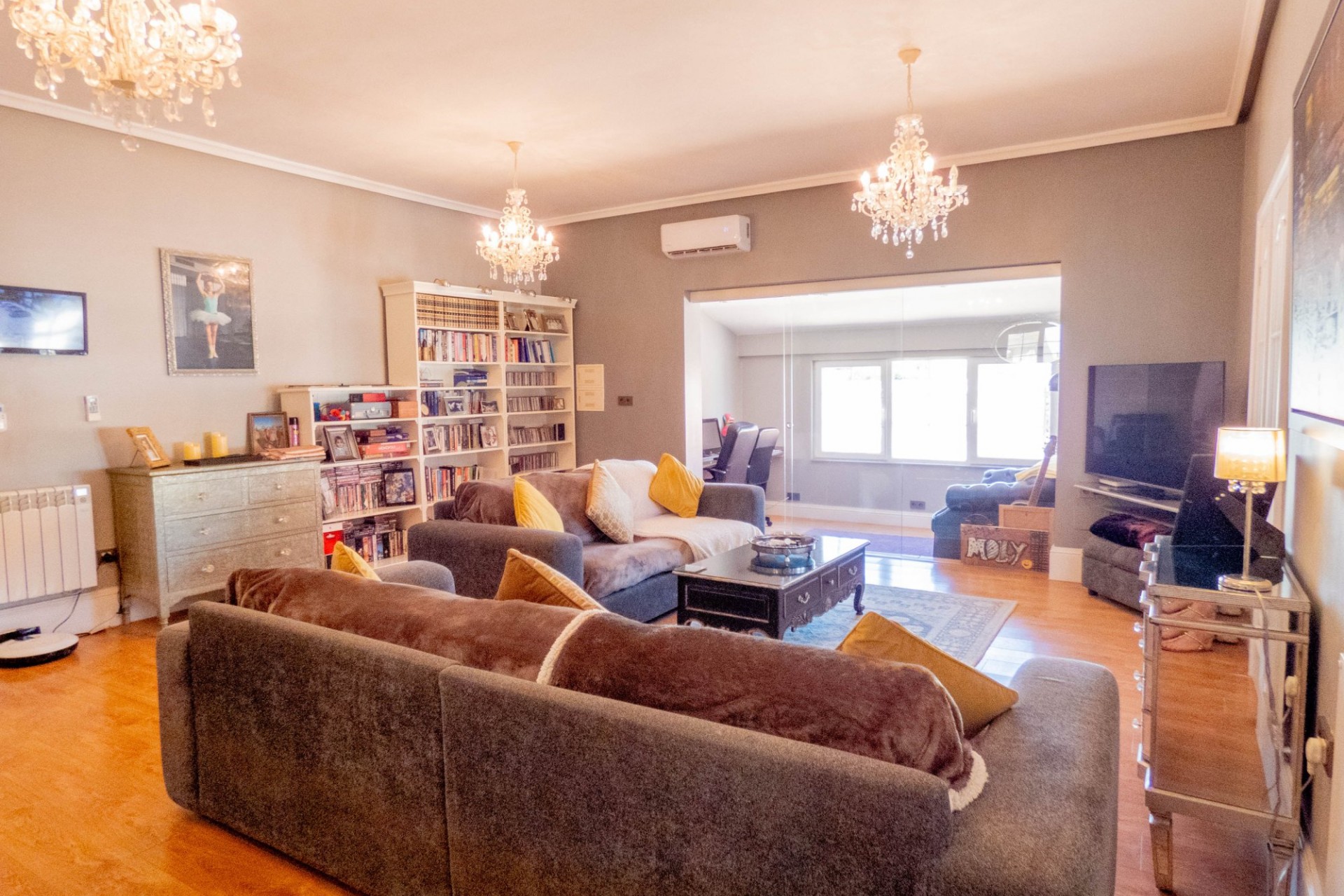 Reventa - Villa -
Heredades - Costa Blanca