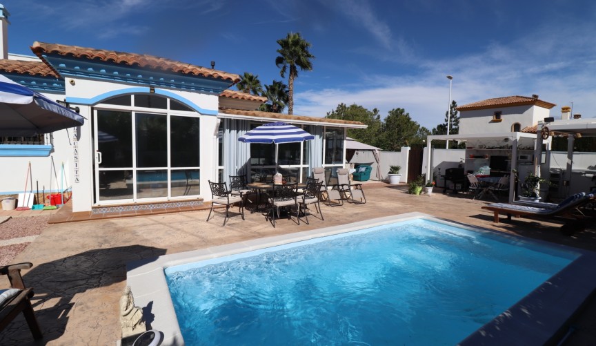 Reventa - Villa -
Hondón de las Nieves - Inland