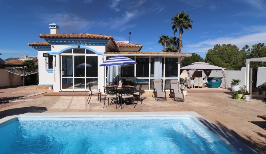 Reventa - Villa -
Hondón de las Nieves - Inland