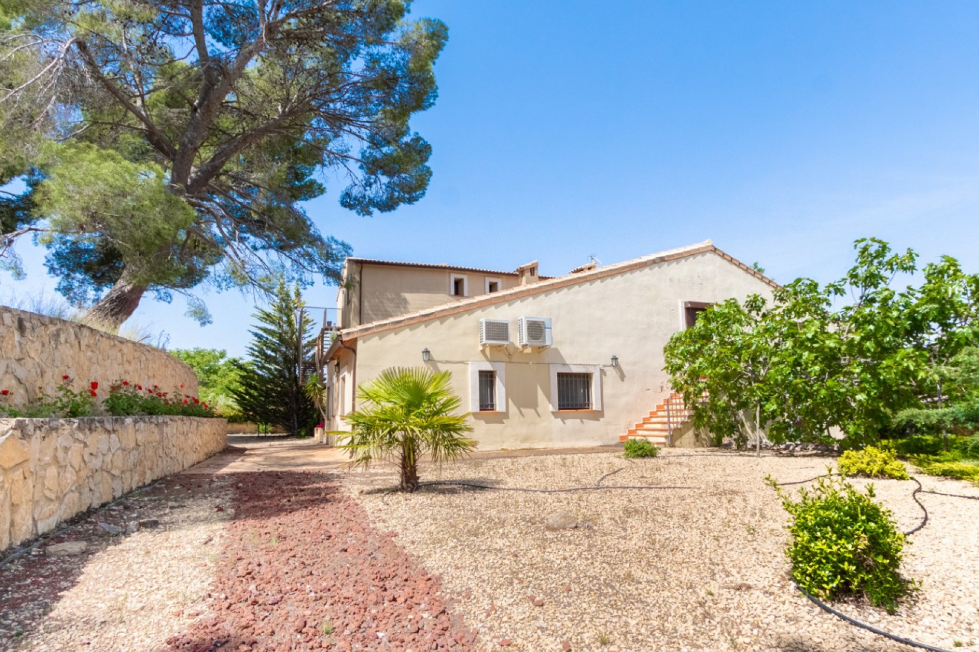 Reventa - Villa -
Ibi - Costa Blanca