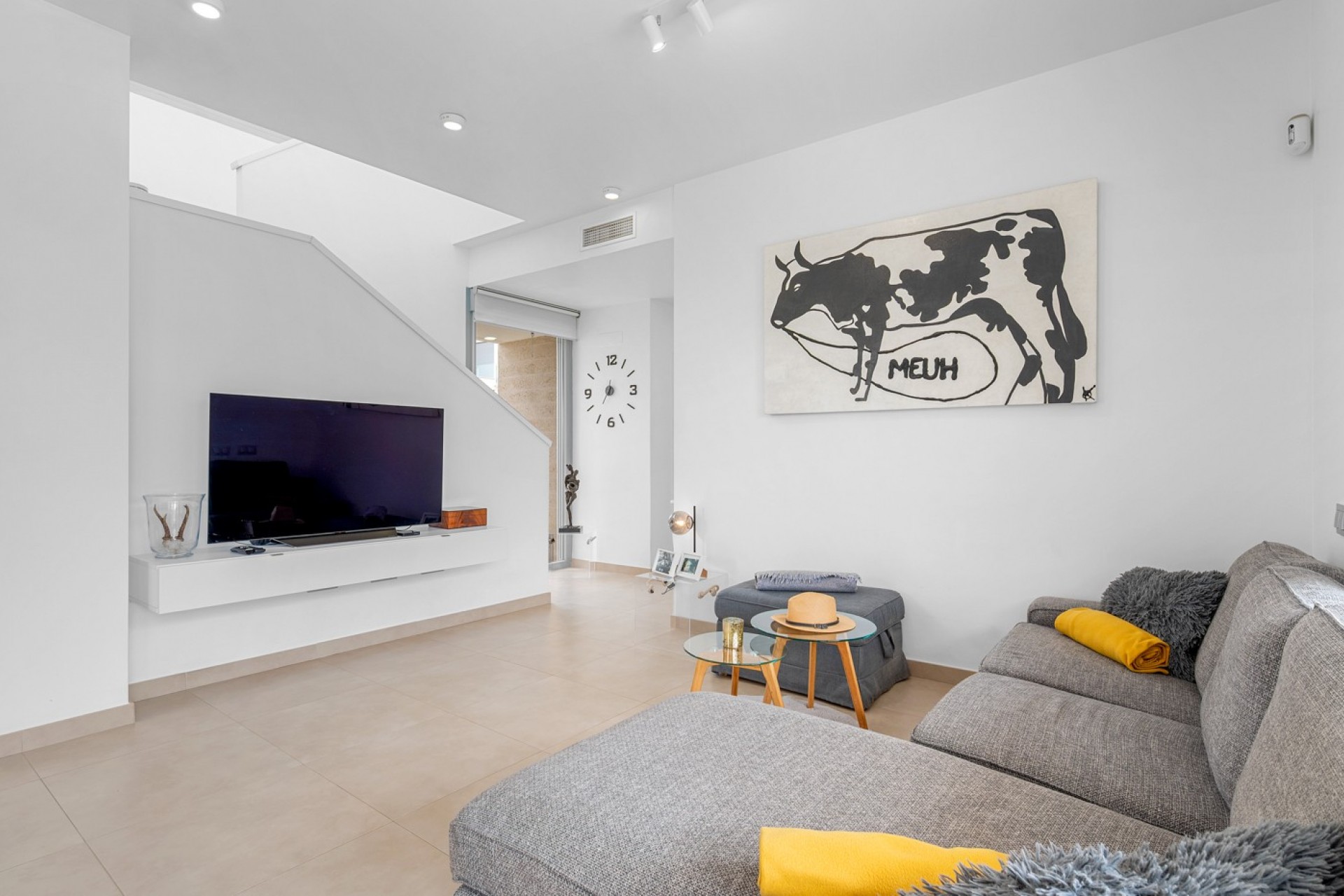 Reventa - Villa -
Jacarilla - Inland