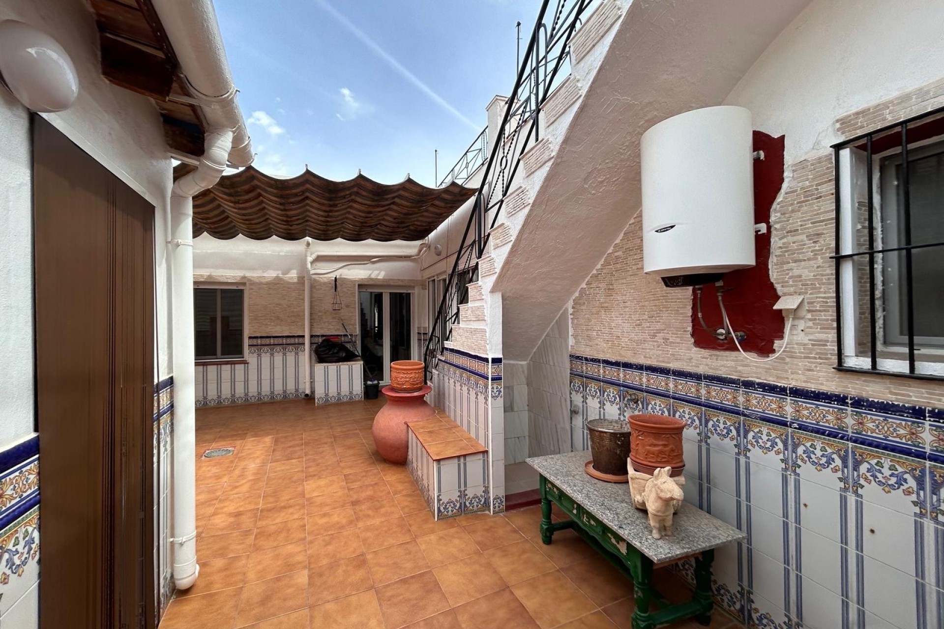 Reventa - Villa -
Jacarilla - Inland