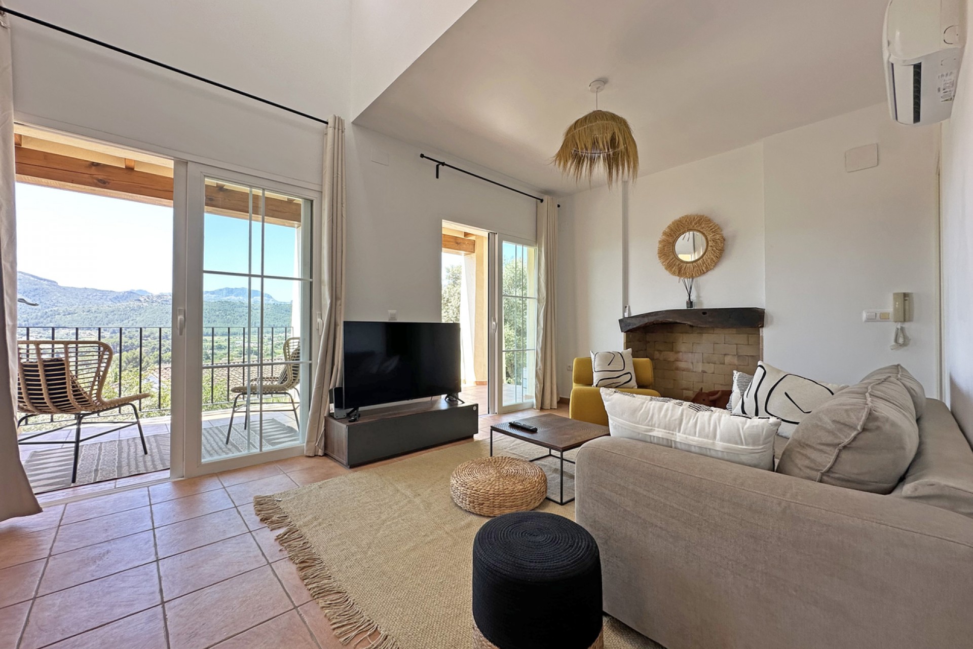 Reventa - Villa -
Jalón - Inland