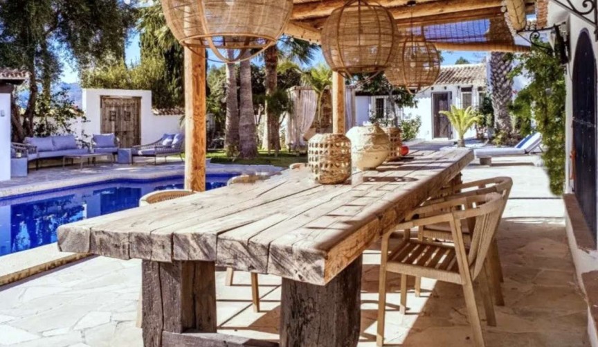 Reventa - Villa -
Jesus Pobre - Inland