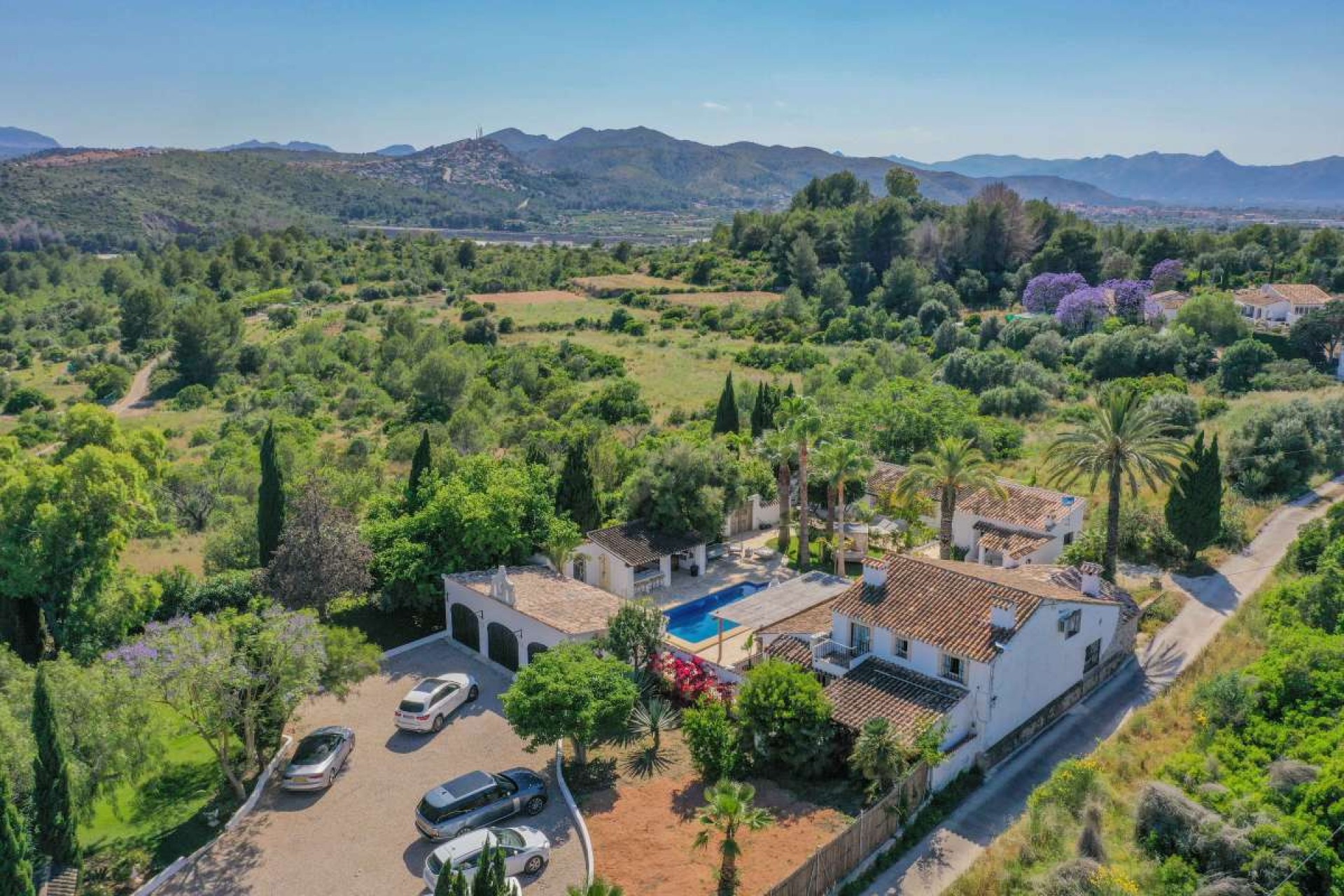 Reventa - Villa -
Jesus Pobre - Inland