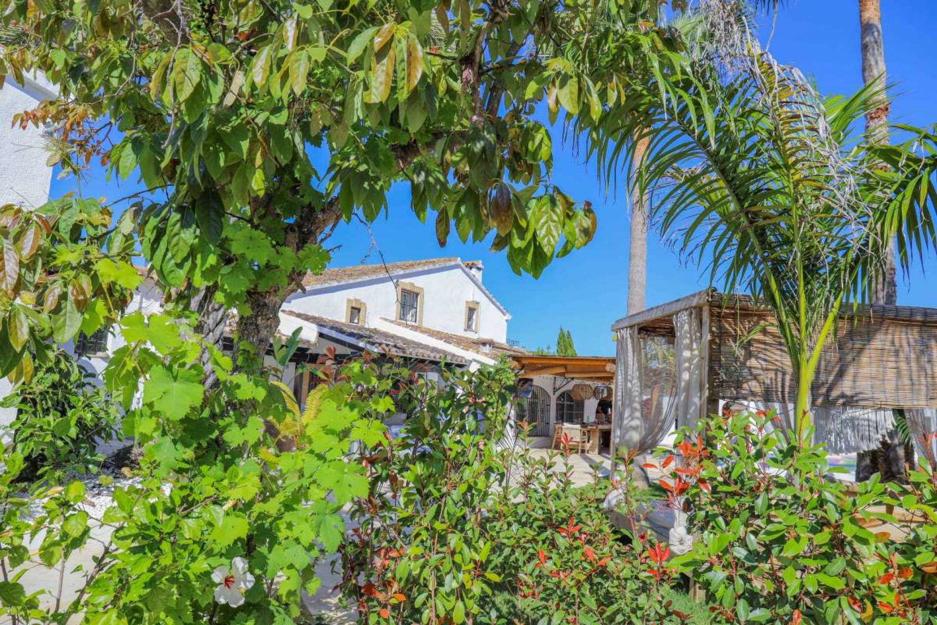 Reventa - Villa -
Jesus Pobre - Inland