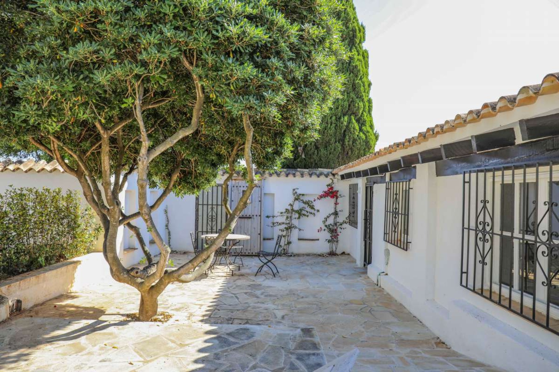 Reventa - Villa -
Jesus Pobre - Inland