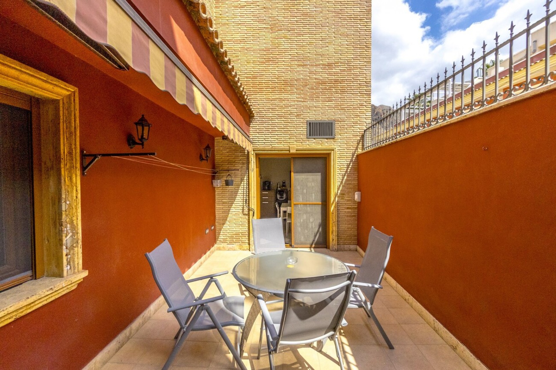 Reventa - Villa -
La Aparecida - Costa Blanca