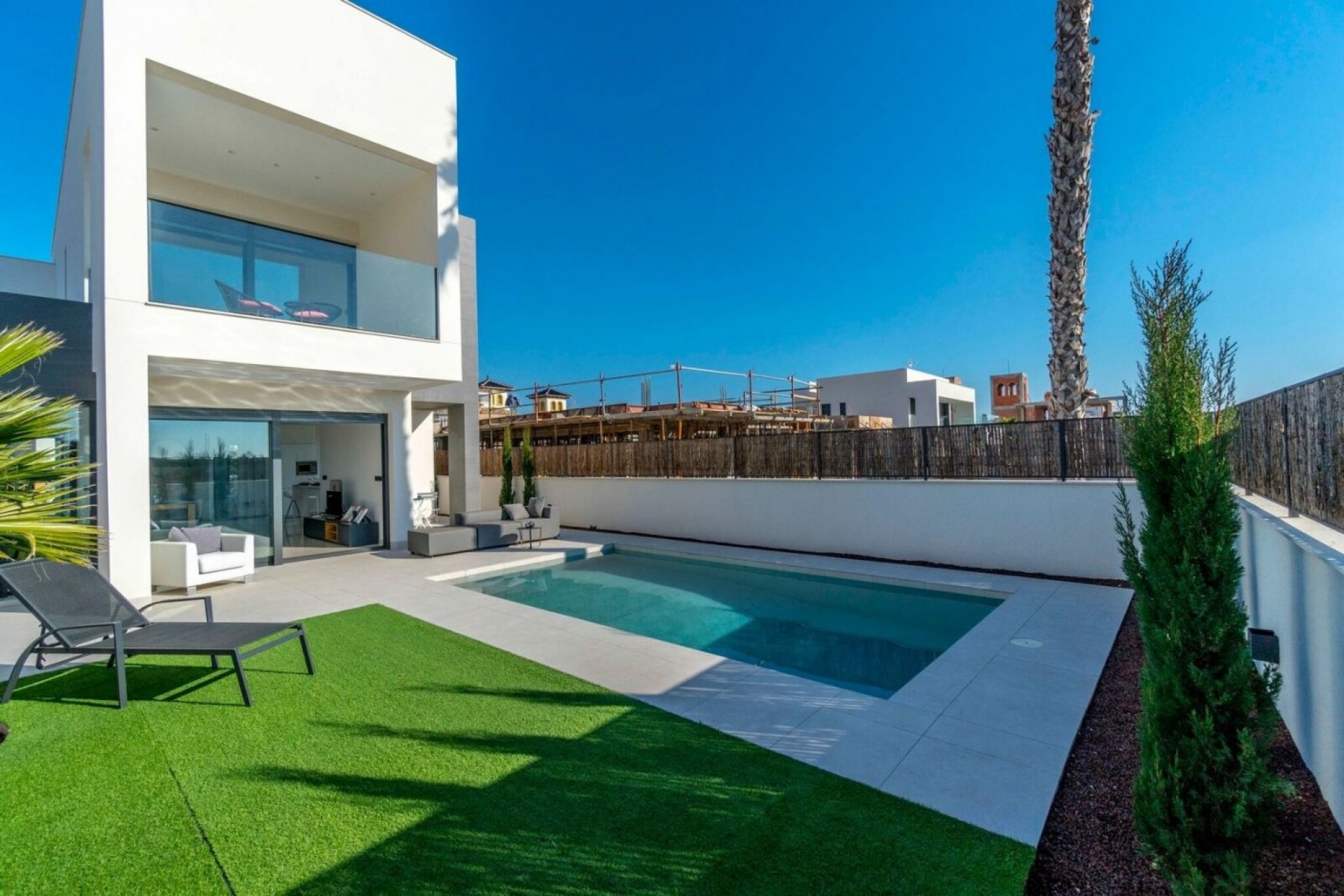 Reventa - Villa -
La Marina - Costa Blanca