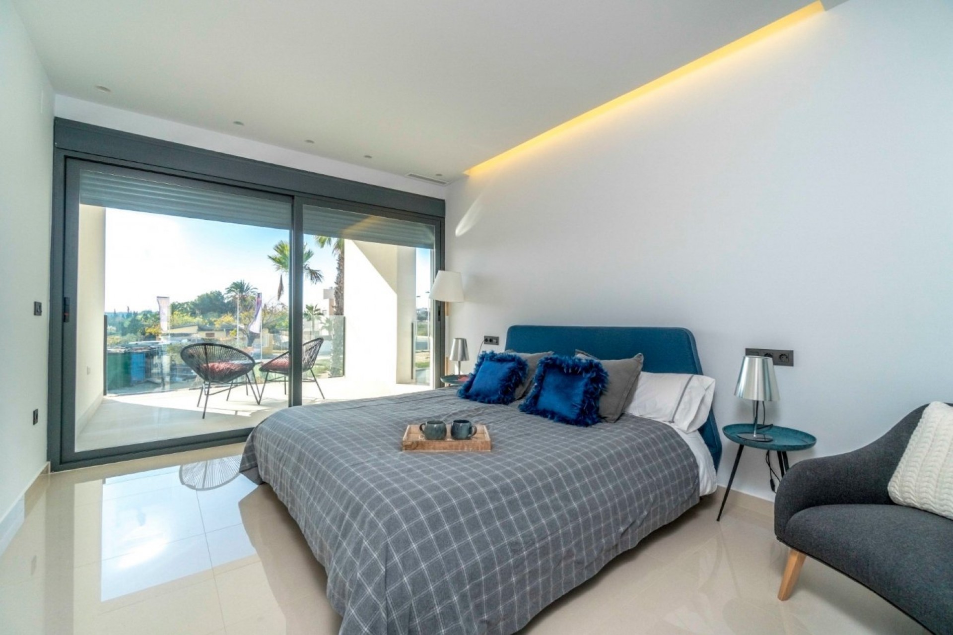 Reventa - Villa -
La Marina - Costa Blanca