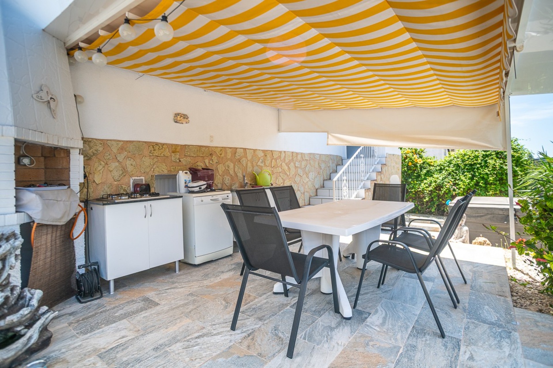 Reventa - Villa -
La Marina - Costa Blanca