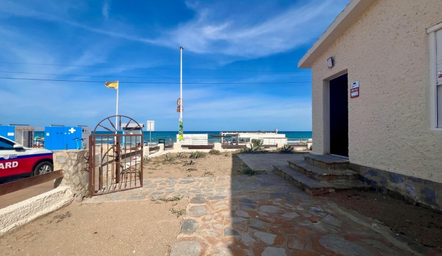 Reventa - Villa -
La Mata - Costa Blanca