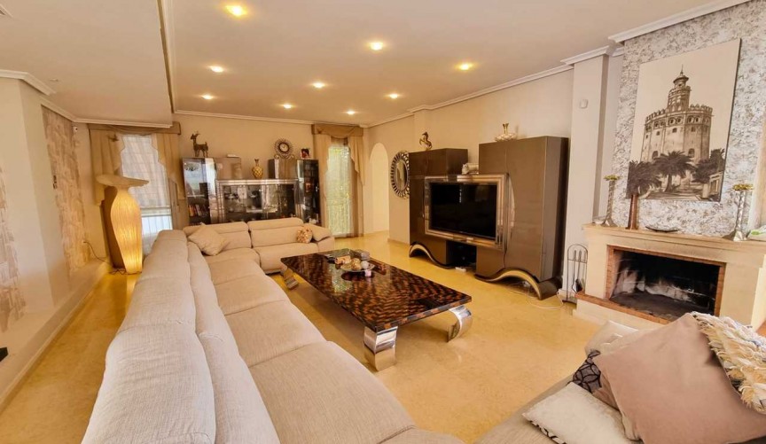 Reventa - Villa -
La Mata - Costa Blanca