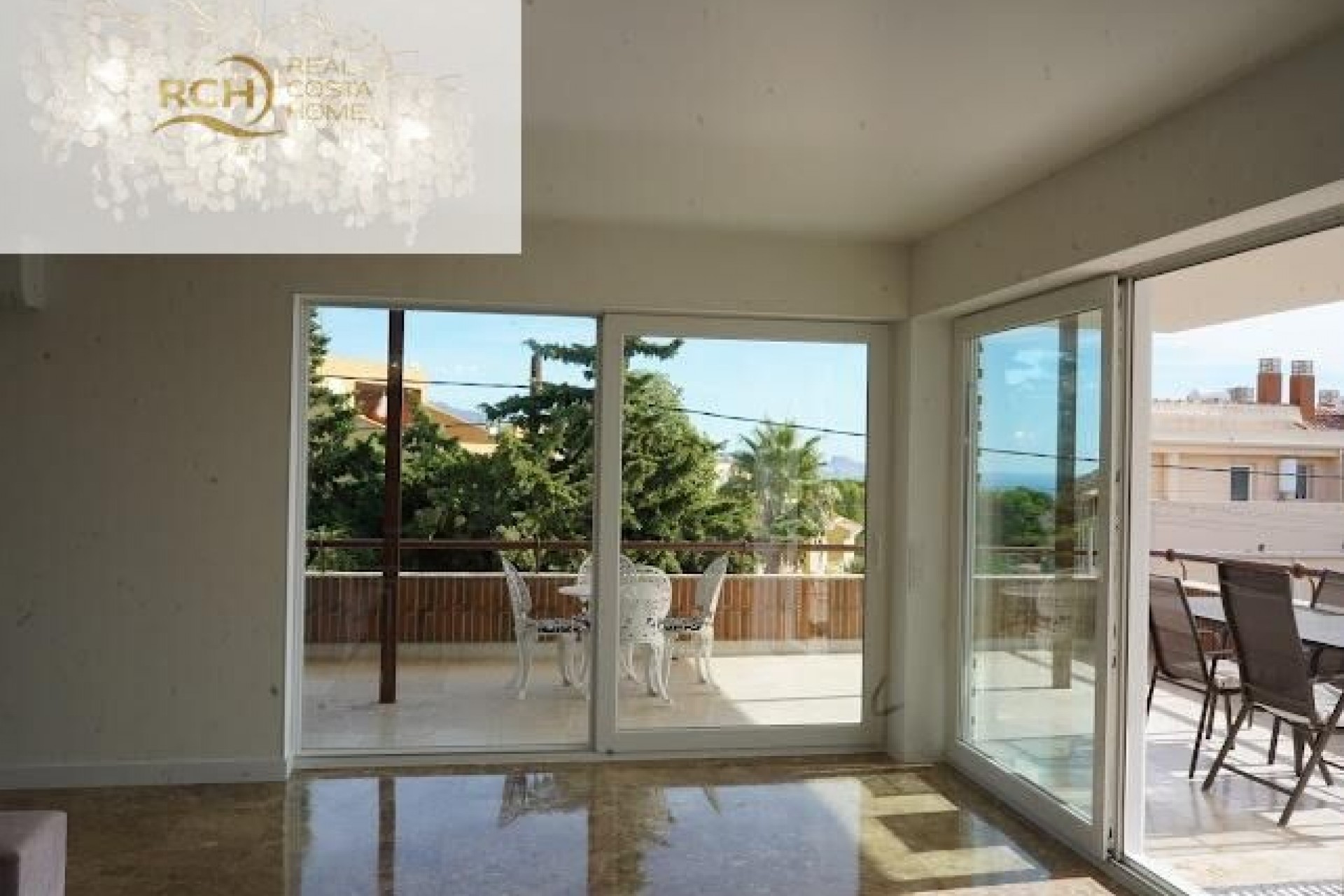 Reventa - Villa -
La Nucía - Montebello - Nou Espai