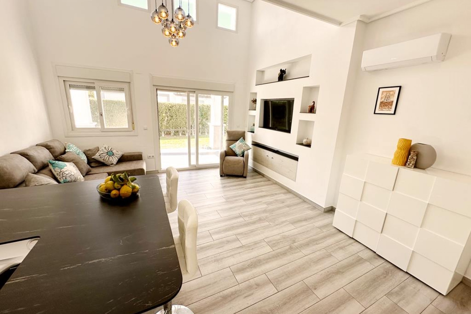 Reventa - Villa -
La Torre Golf Resort - Inland