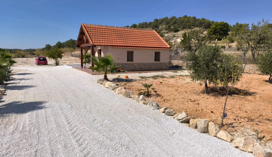 Reventa - Villa -
La Zarza - Inland