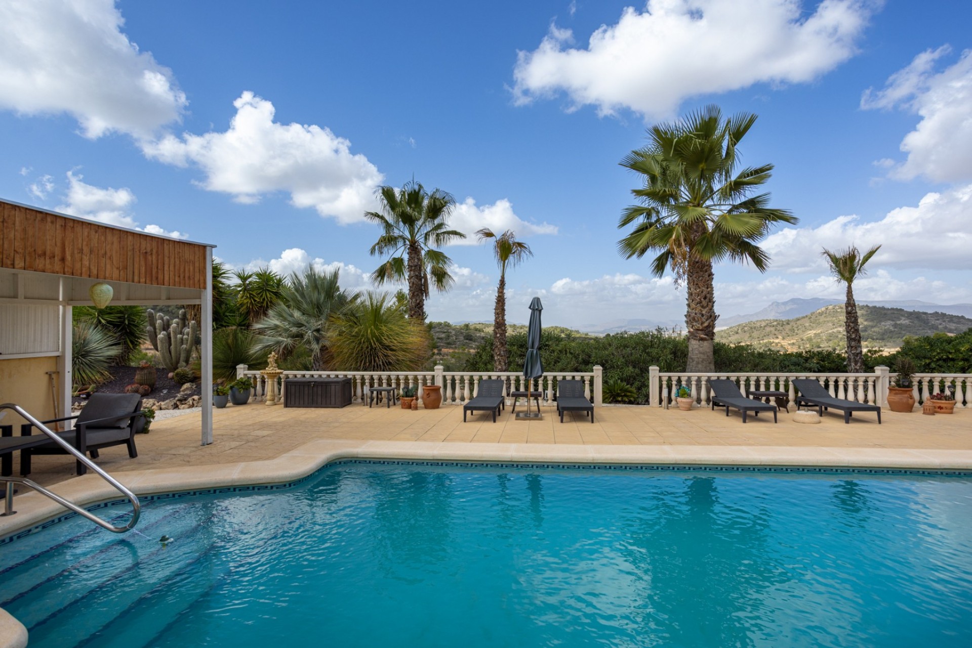 Reventa - Villa -
La Zarza - Inland