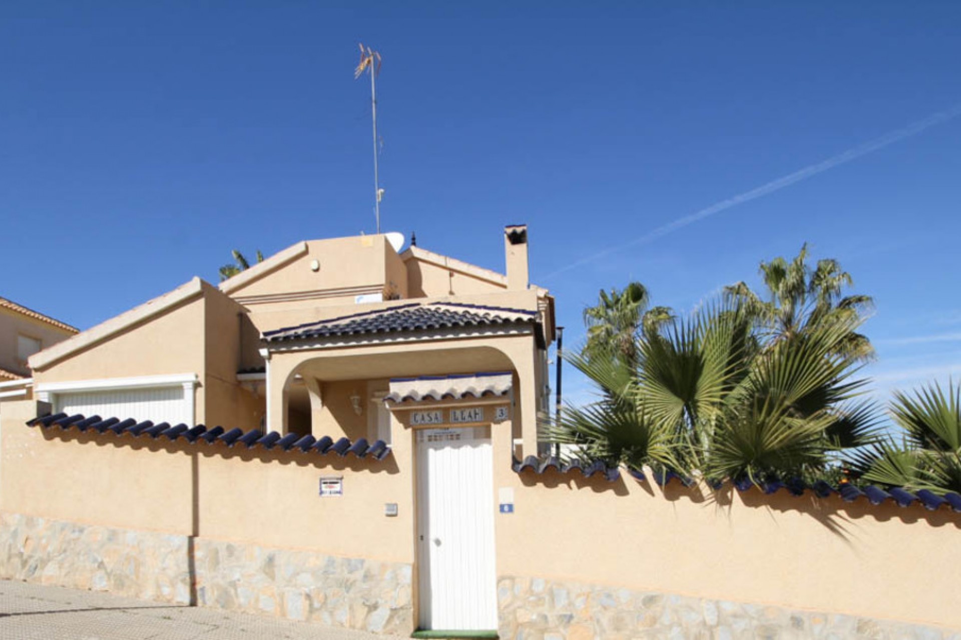 Reventa - Villa -
La Zenia - Costa Blanca