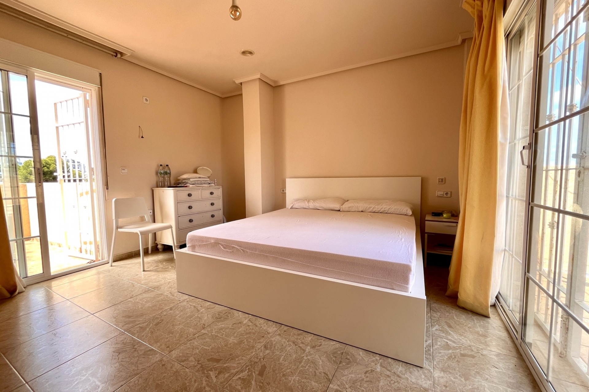 Reventa - Villa -
La Zenia - Costa Blanca