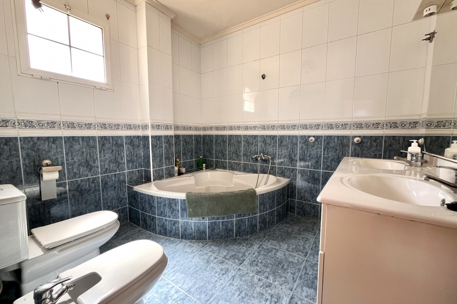 Reventa - Villa -
La Zenia - Costa Blanca