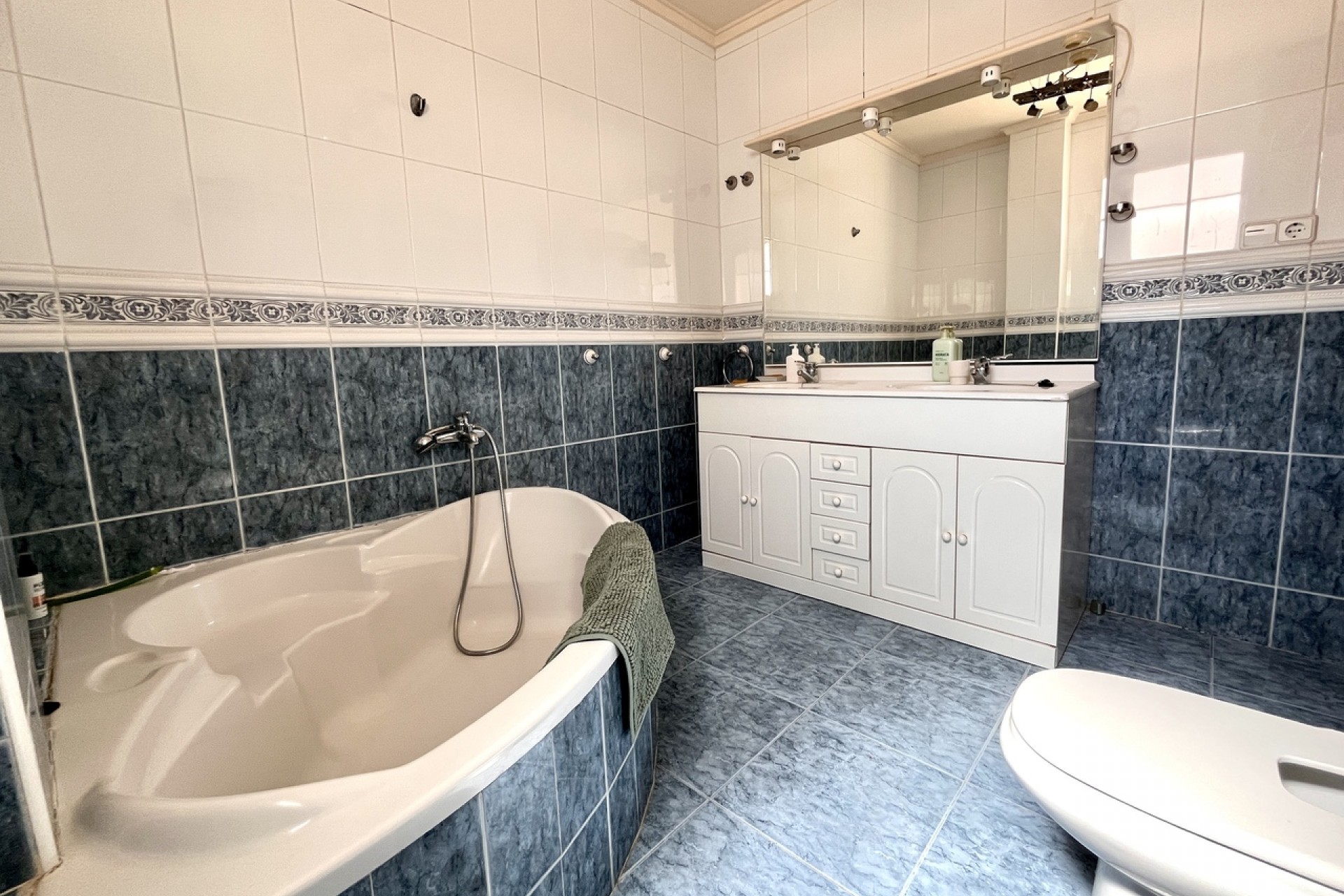 Reventa - Villa -
La Zenia - Costa Blanca