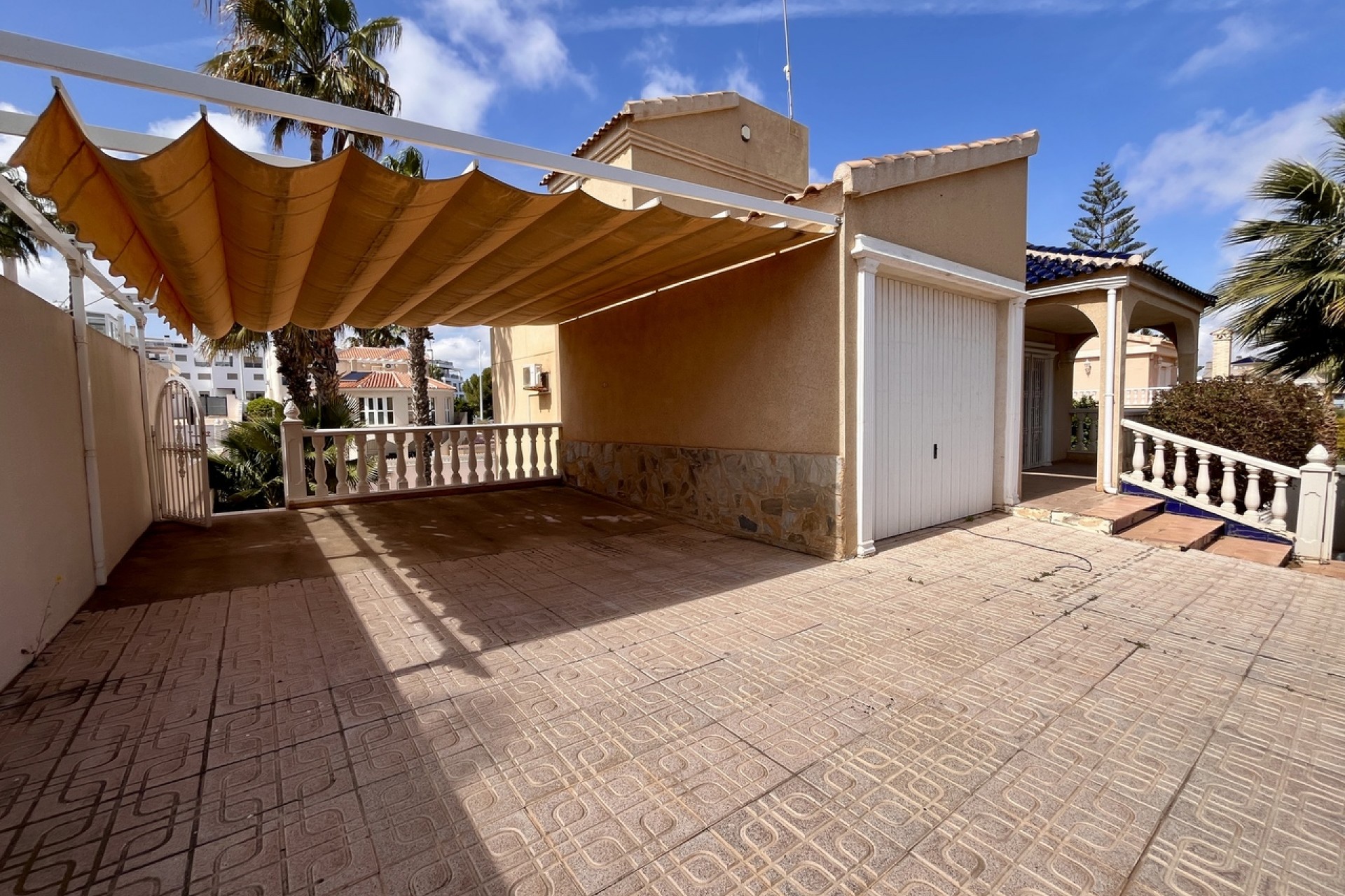 Reventa - Villa -
La Zenia - Costa Blanca