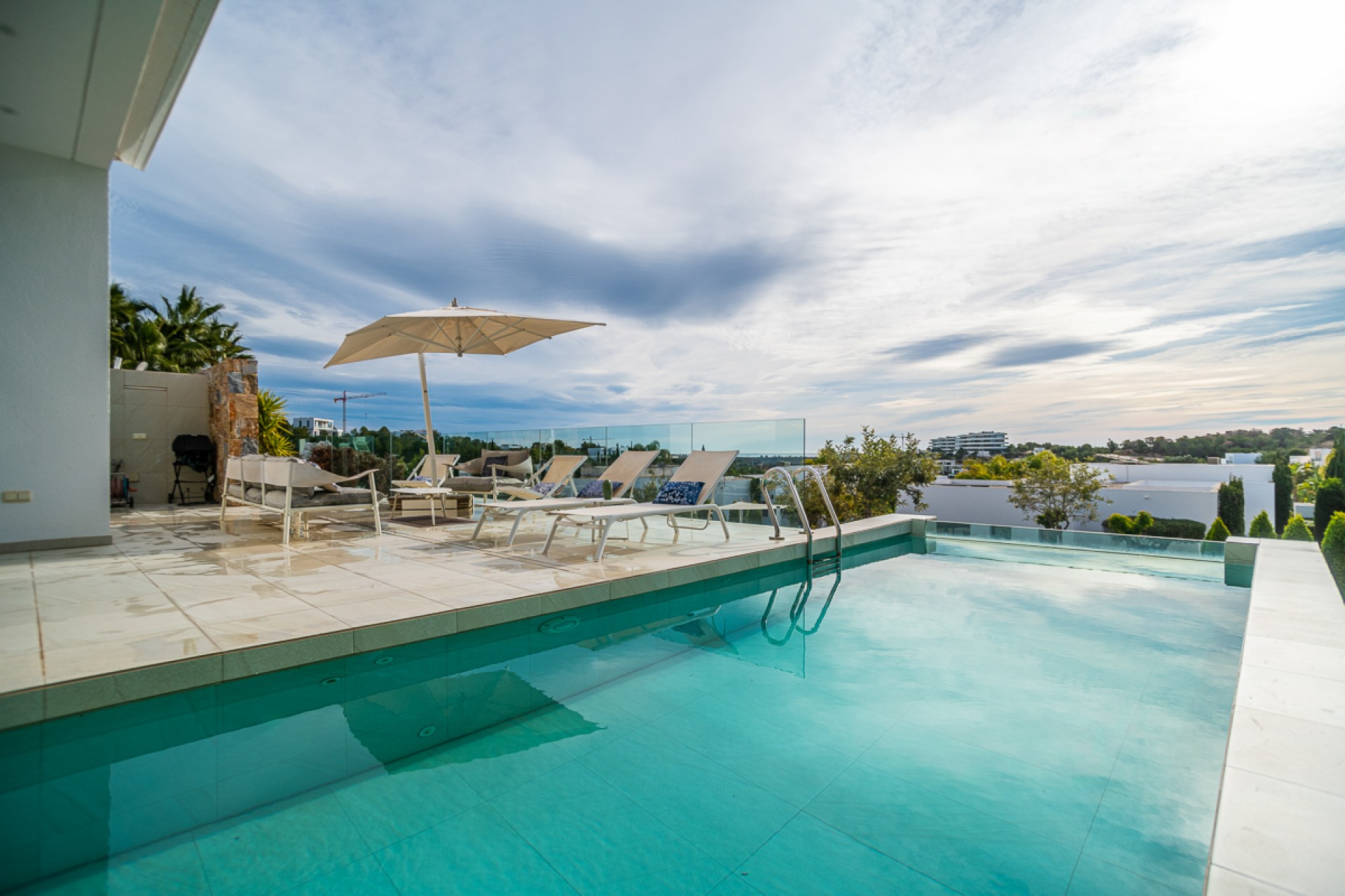 Reventa - Villa -
Las Colinas Golf - Costa Blanca