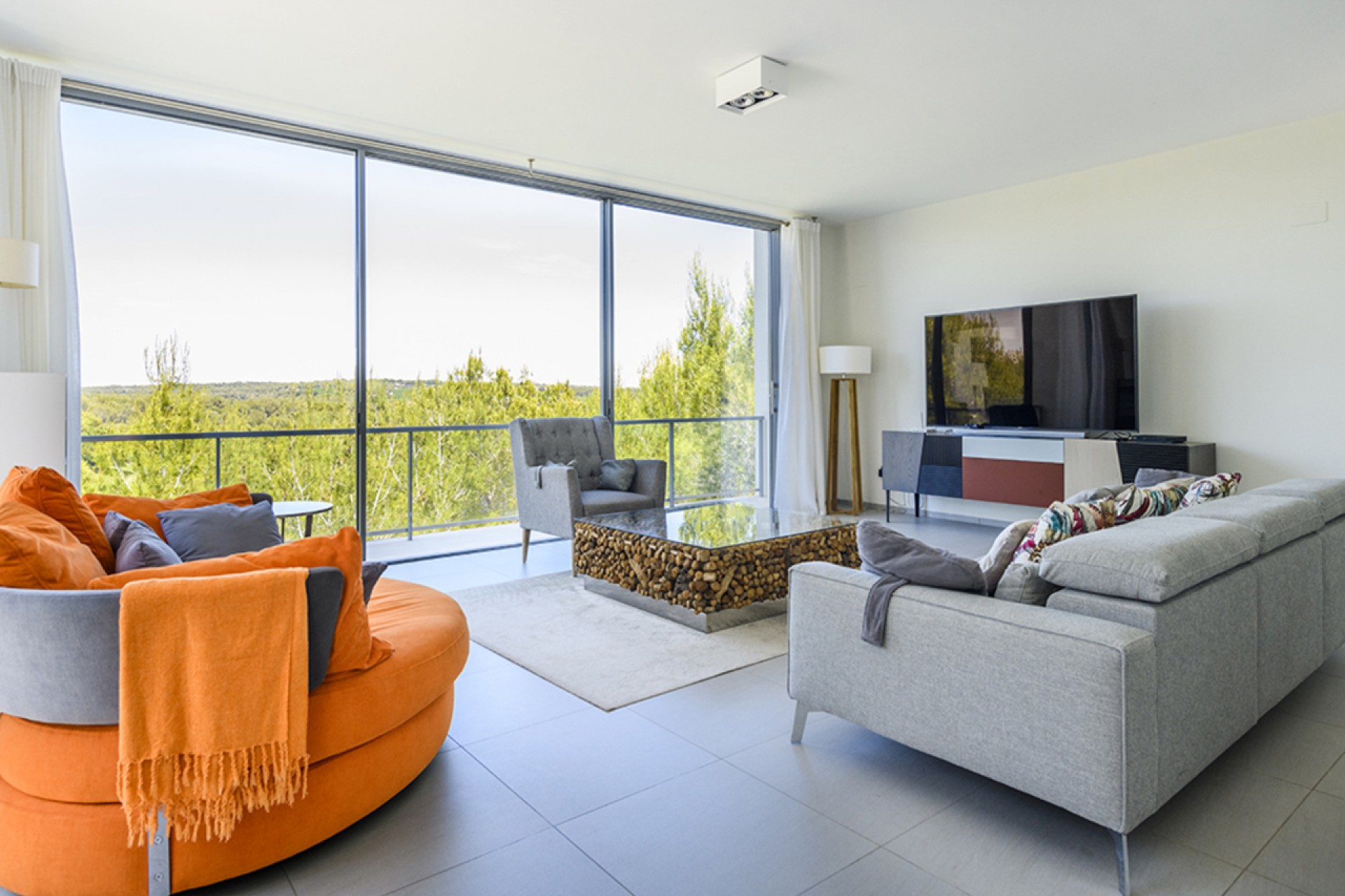 Reventa - Villa -
Las Colinas Golf - Costa Blanca