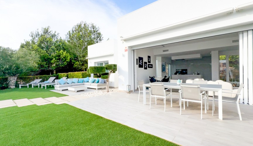 Reventa - Villa -
Las Colinas Golf - Costa Blanca